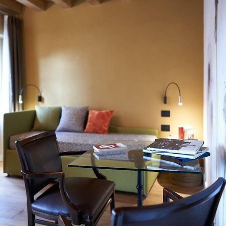 Locanda Delle Mercanzie เบรเชีย ภายนอก รูปภาพ